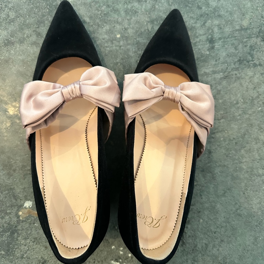 Elegant Black and Pink Bow Flats